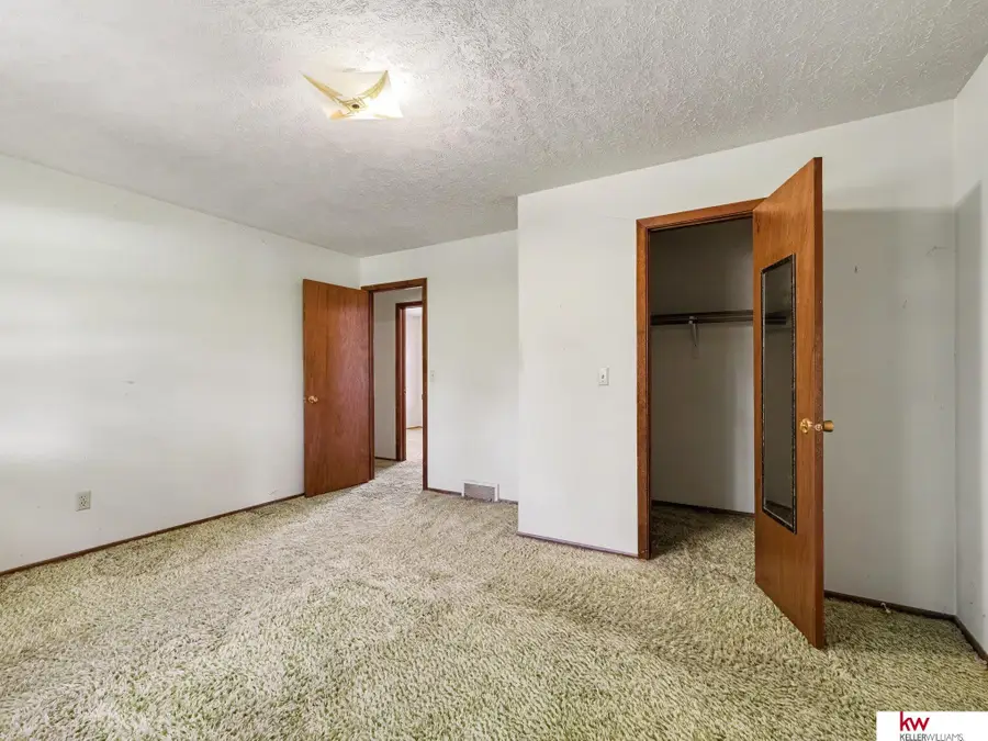 11704 S 35 Street, Bellevue, NE 68123 - #3