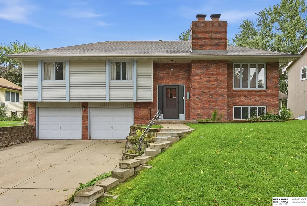 715 S 212th Street, Elkhorn, NE 68022 - #1