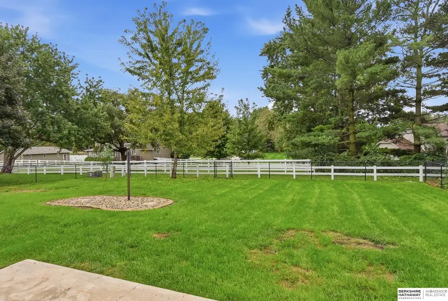 715 S 212th Street, Elkhorn, NE 68022 - #2