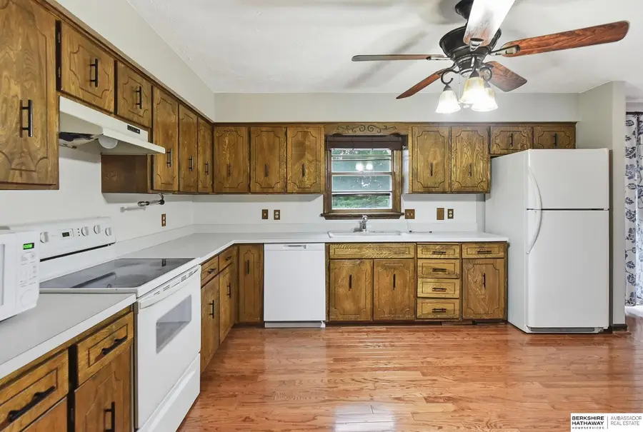 715 S 212th Street, Elkhorn, NE 68022 - #3