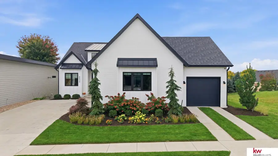 8539 Birkett Drive, Lincoln, NE 68526 - #2