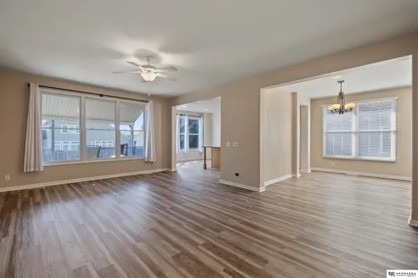 9511 S 26th Avenue, Bellevue, NE 68147