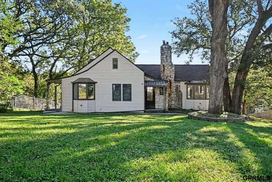 319 N Bellevue Boulevard, Bellevue, NE 68005 - #2