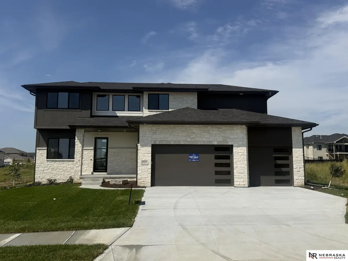 16139 Earl Street, Bennington, NE 68007 - #1