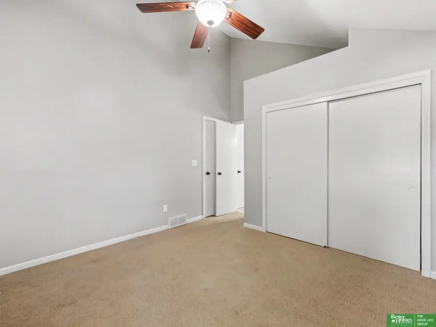 5556 Walnut Street, Omaha, NE 68106 - #3