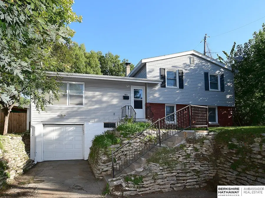 6912 Seward Street, Omaha, NE 68104 - #2