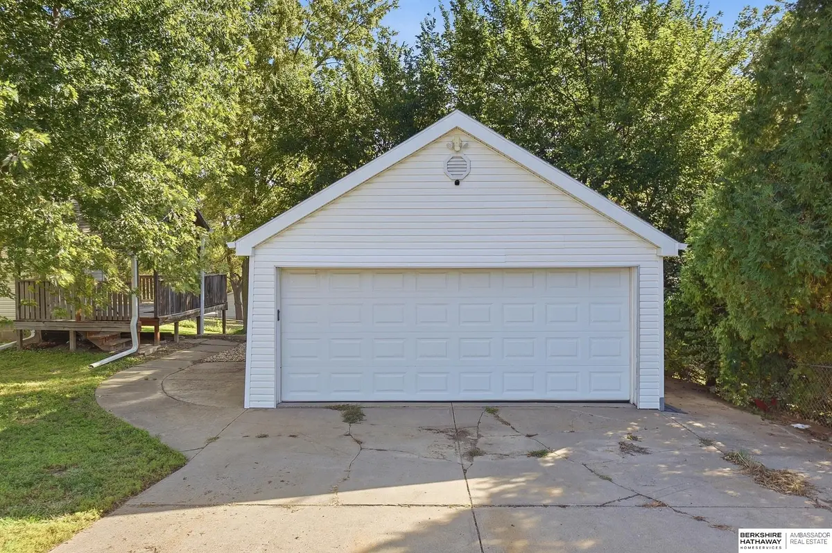 4535 T Street, Omaha, NE 68117 - #1