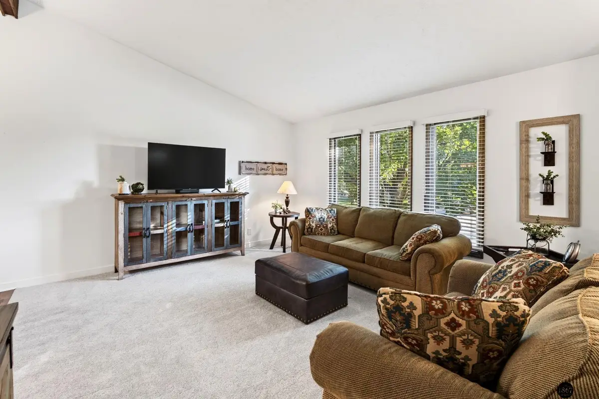 3124 S 160th Avenue, Omaha, NE 68130 - #1