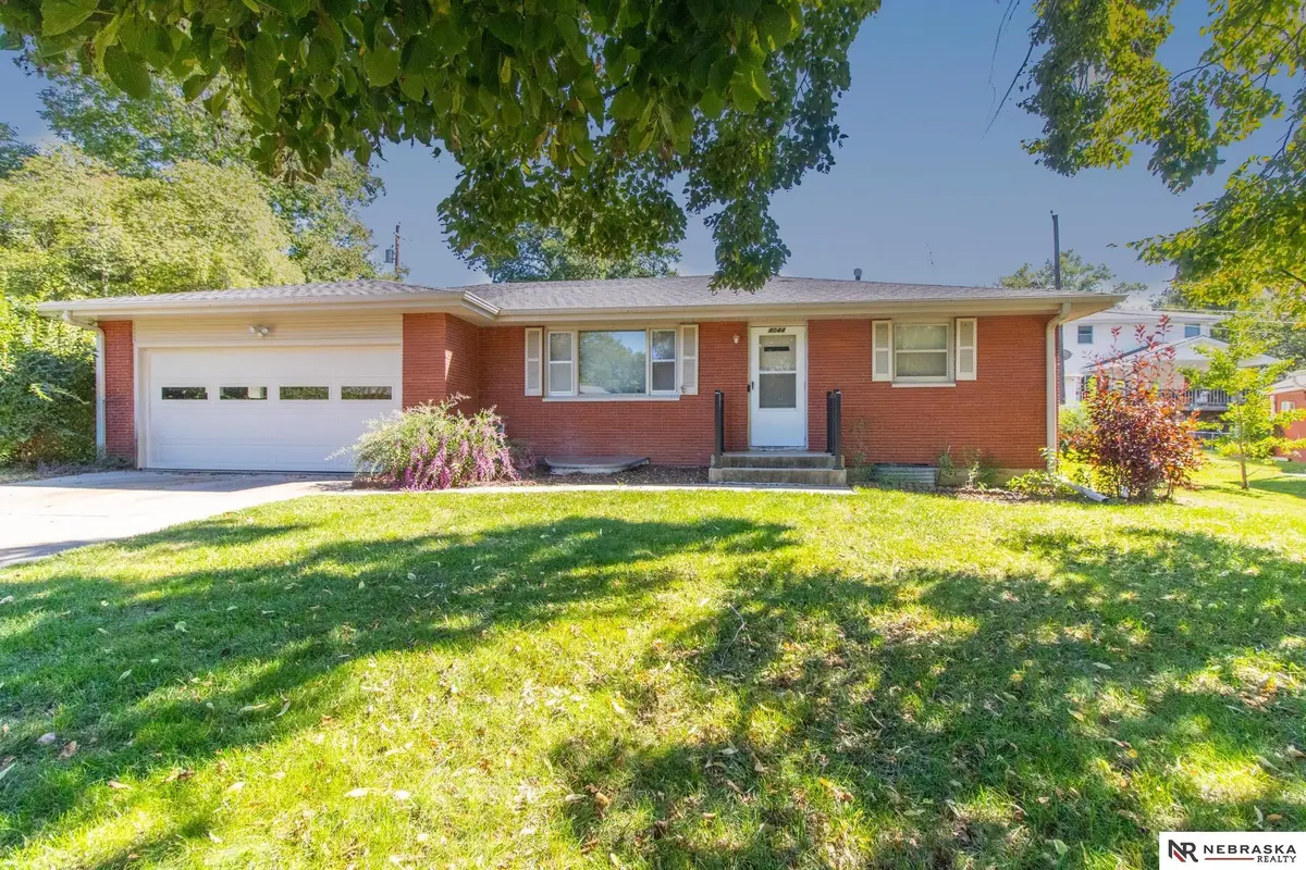 4044 S 37th Street, Lincoln, NE 68506 - #1