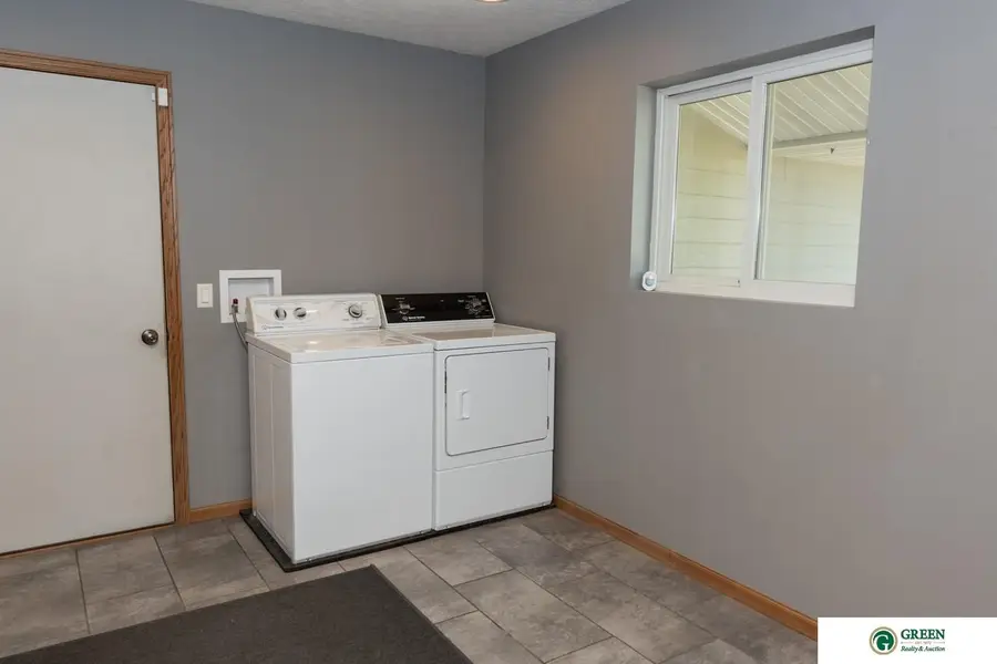 1019 R Road, York, NE 68467 - #3