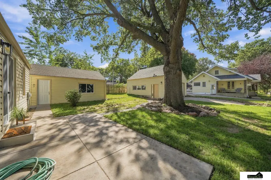 601 S 40th Street, Lincoln, NE 68510 - #2