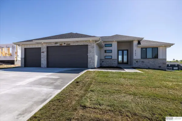 18217 Sycamore Drive, Gretna, NE 68028