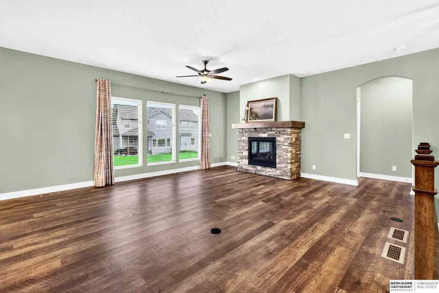 15 Butternut Circle, Council Bluffs, IA 51503 - #2