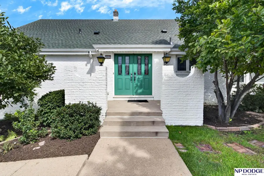 805 Leawood Drive, Omaha, NE 68154 - #3