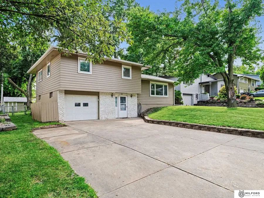 9127 Spaulding Street, Omaha, NE 68134 - #3