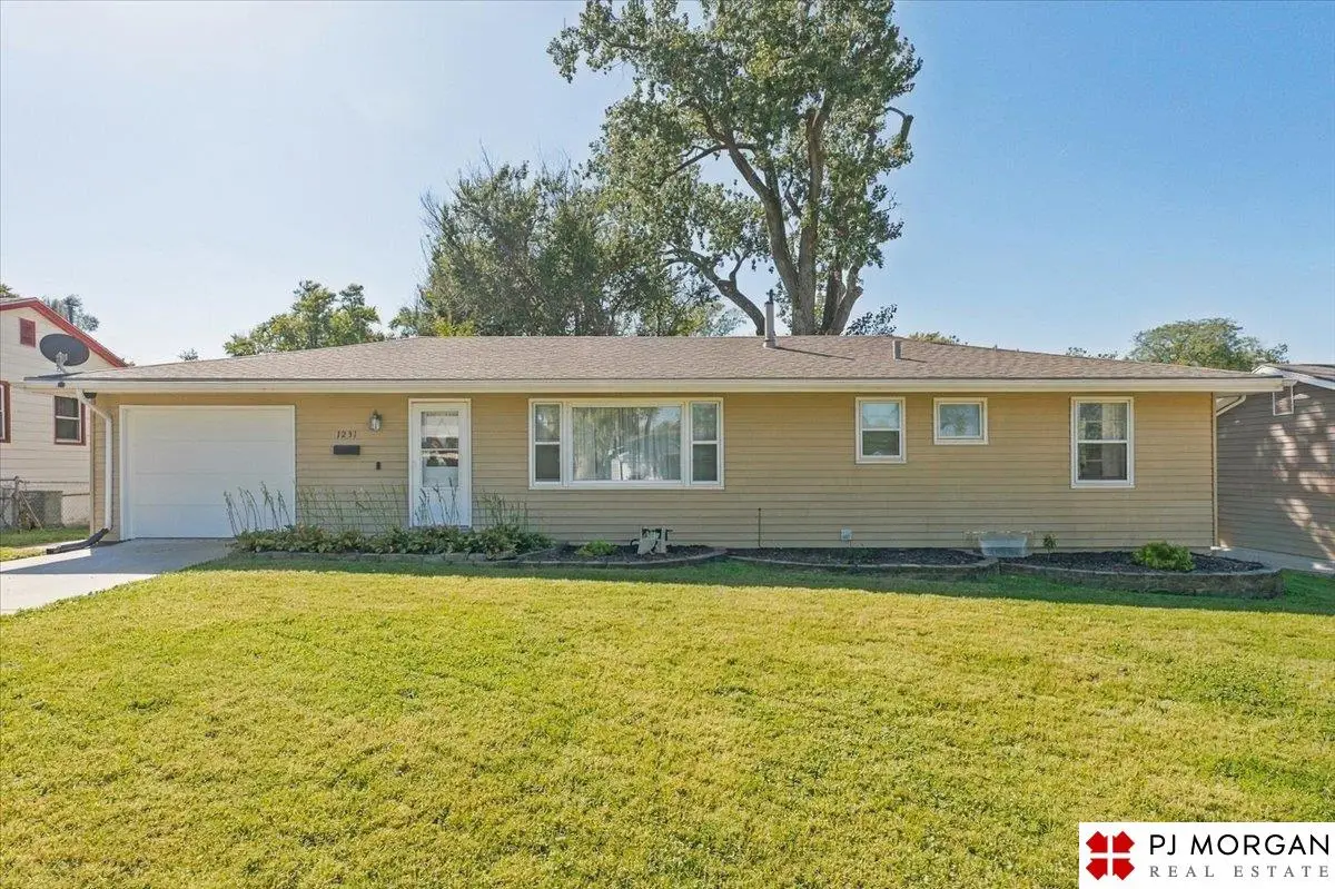 1231 Sunset Drive, Bellevue, NE 68005 - #1