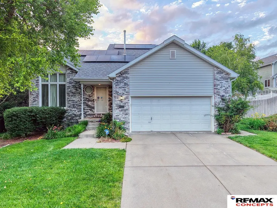 7432 Grand Oaks Drive, Lincoln, NE 68516 - #3