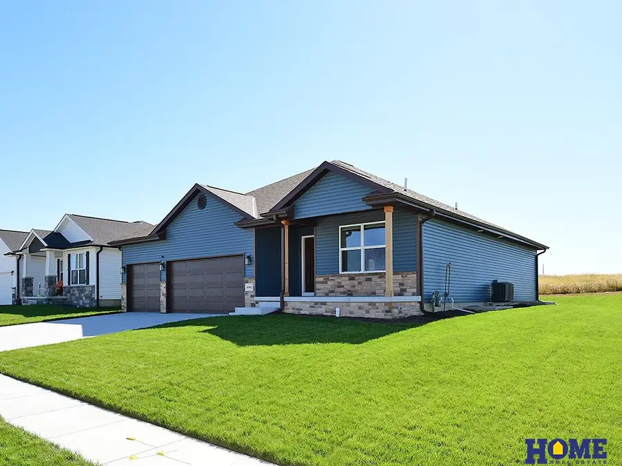 8901 Kinzie Street, Lincoln, NE 68507 - #3