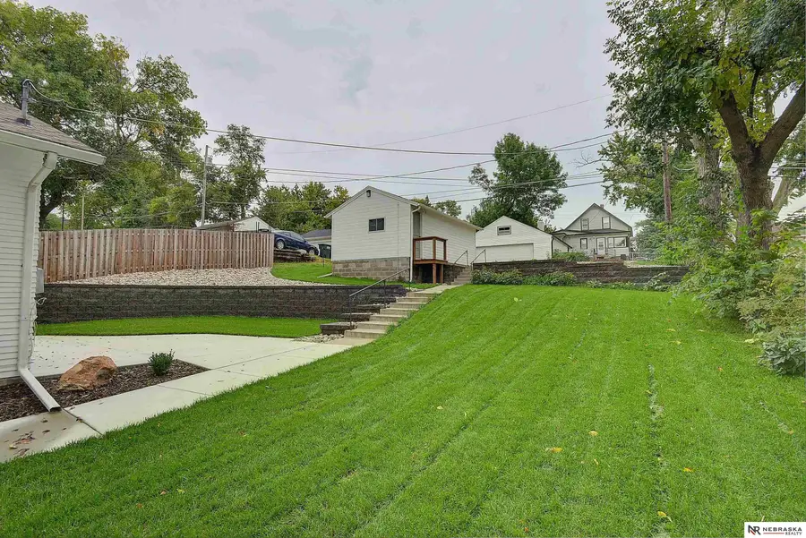 109 N Molley Street, Bennington, NE 68007 - #3