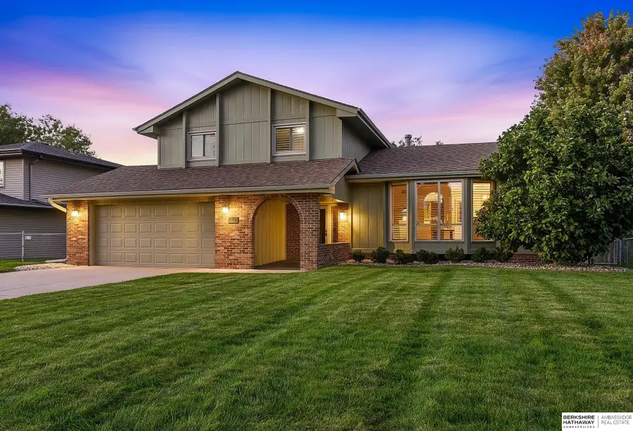 11006 Sahler Street, Omaha, NE 68164 - #3