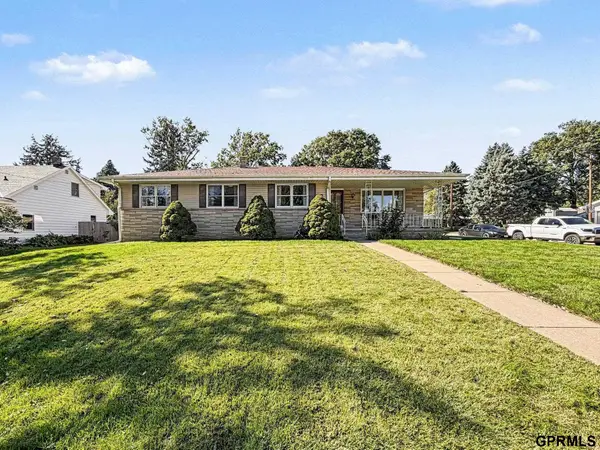 5006 S 128th Street, Omaha, NE 68137