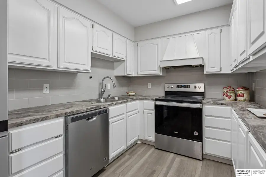 9125 Pauline Street, Omaha, NE 68124 - #2