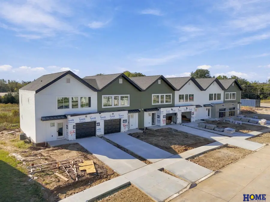 559 W Corsac Road, Lincoln, NE 68523 - #2