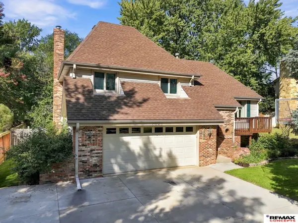 2343 S 75th Street, Lincoln, NE 68506