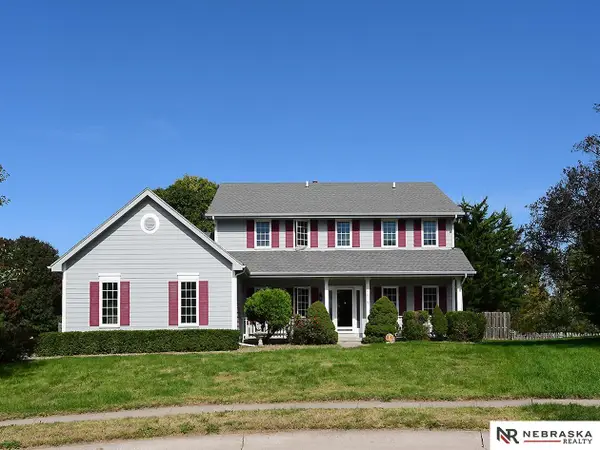 14016 Grand Circle, Omaha, NE 68164
