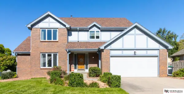 15722 Rolling Ridge Road, Omaha, NE 68135