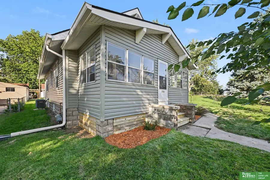 3006 Vinton Street, Omaha, NE 68105 - #3