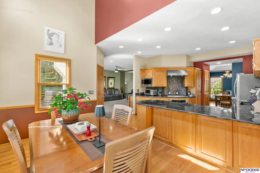 15825 Howard Street, Omaha, NE 68118 - #2