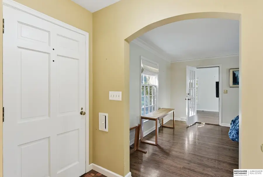 631 N 62nd Street, Omaha, NE 68132 - #2