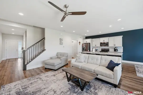 1871 Titan Place, Hickman, NE 68372