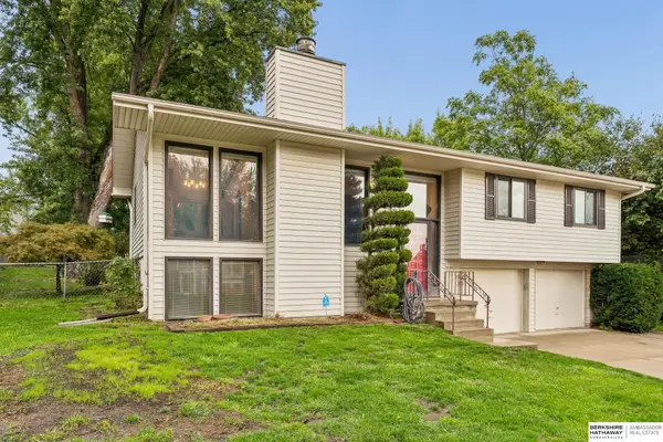 304 Rushton Drive, Bellevue, NE 68005