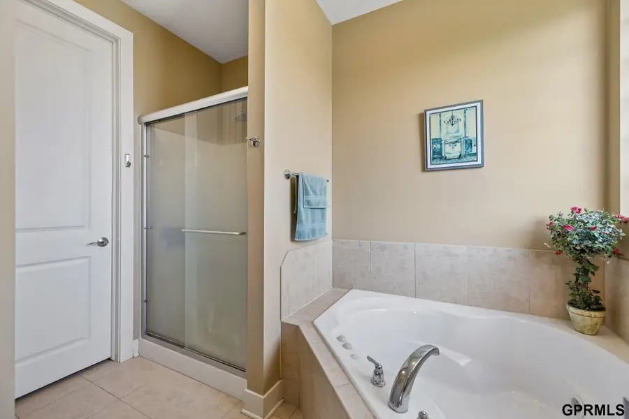 9733 Andre Circle, Lincoln, NE 68526 - #3