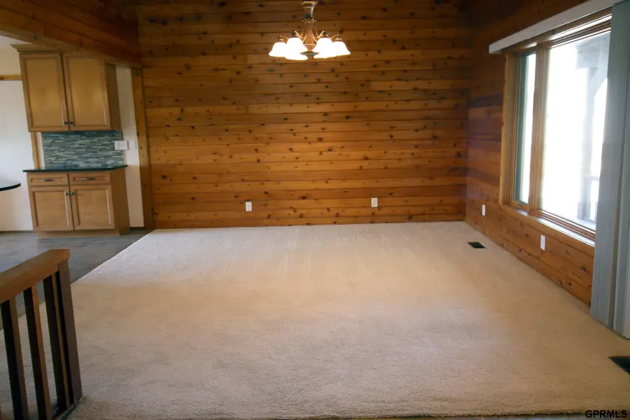 916 Bellevue Boulevard N, Bellevue, NE 68005 - #2