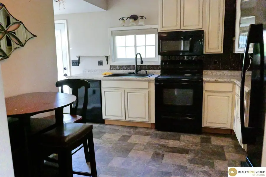 205 S Edgerton Street, Exira, IA 50076 - #3