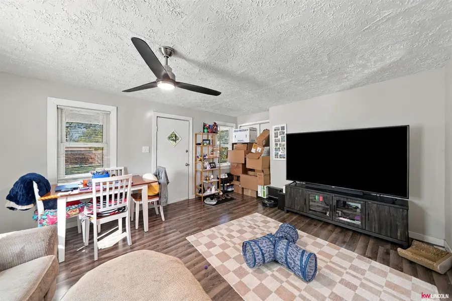 938 S 2nd Street, Lincoln, NE 68508 - #3