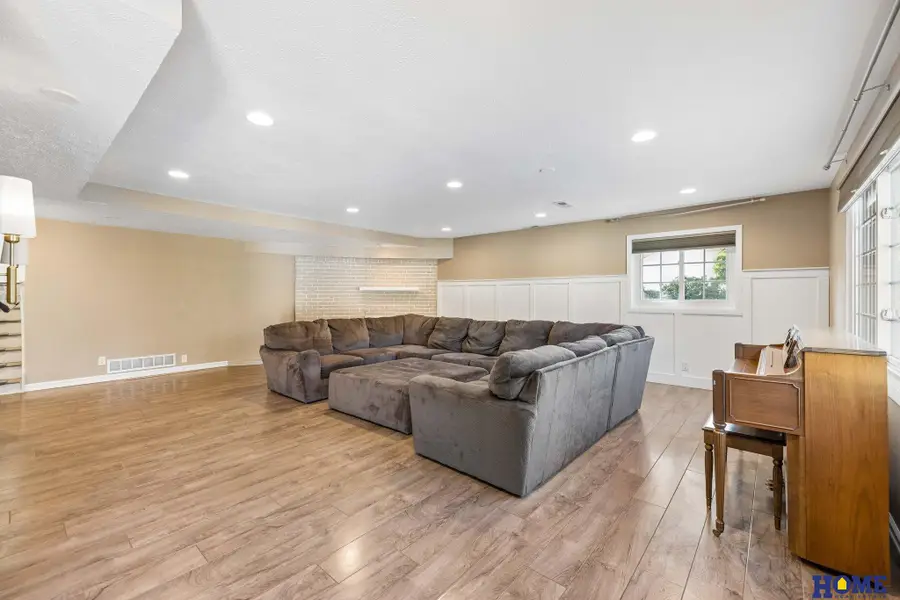 8000 Myrtle Street, Lincoln, NE 68506 - #3
