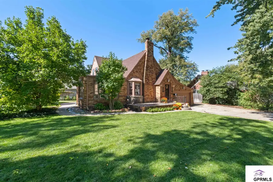 314 S 68 Avenue, Omaha, NE 68132 - #2