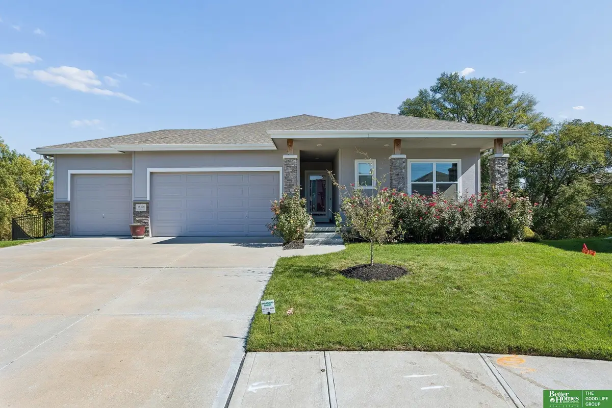 18306 Prestwick Circle, Omaha, NE 68136 - #1