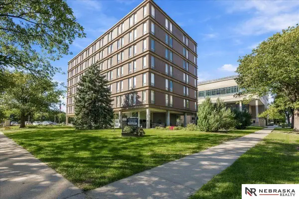 1130 H Street #510, Lincoln, NE 68508