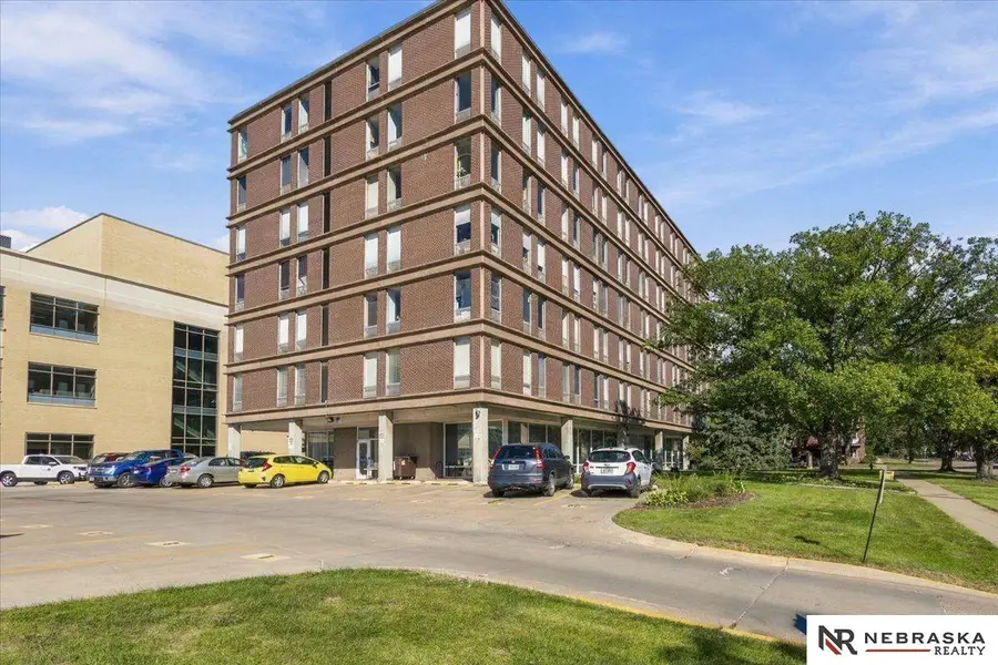 1130 H Street #510, Lincoln, NE 68508 - #2