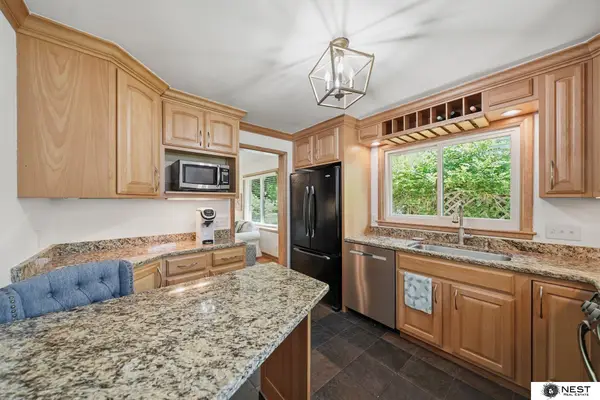 2639 Woodsdale Boulevard, Lincoln, NE 68502