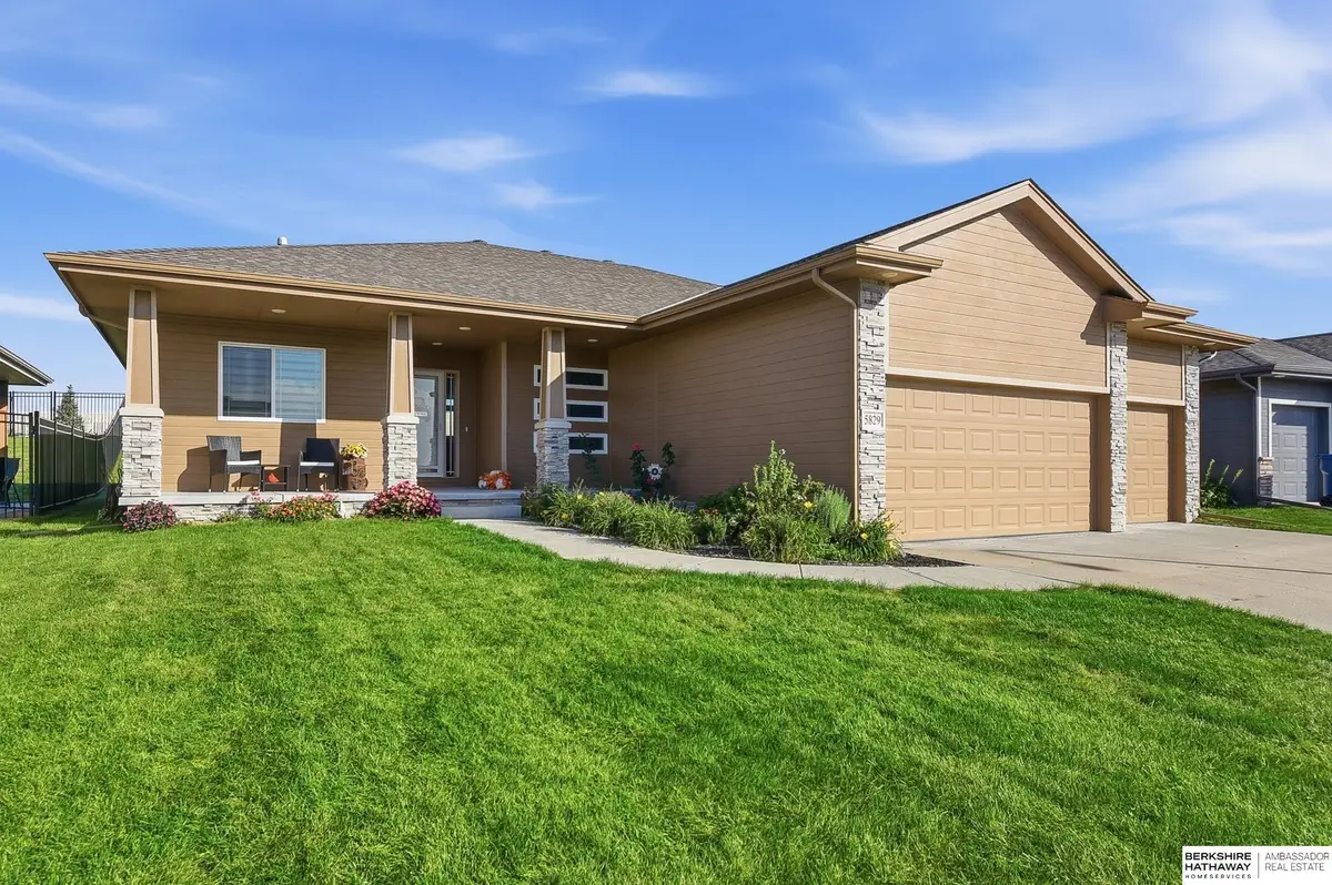 5829 N 168th Avenue, Omaha, NE 68116 - #1