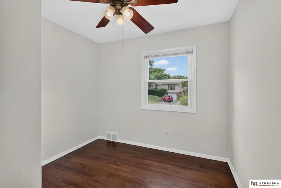 3209 S 90th Avenue, Omaha, NE 68124 - #2