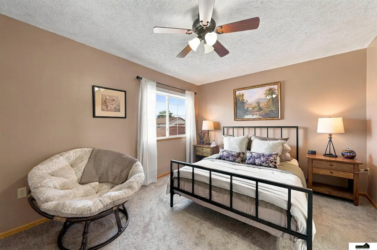 406 W Todd Circle, Lincoln, NE 68528 - #1