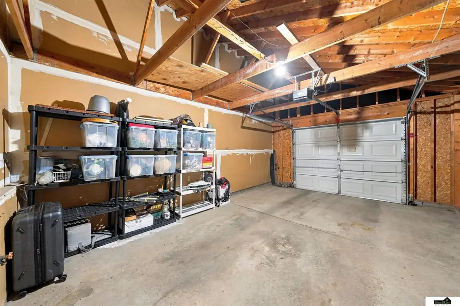 406 W Todd Circle, Lincoln, NE 68528 - #2