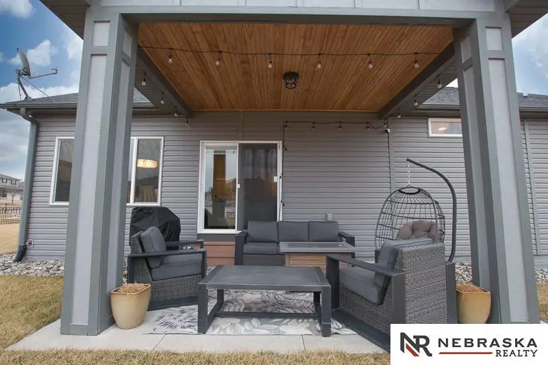 7244 Rebel Drive, Lincoln, NE 68516 - #1
